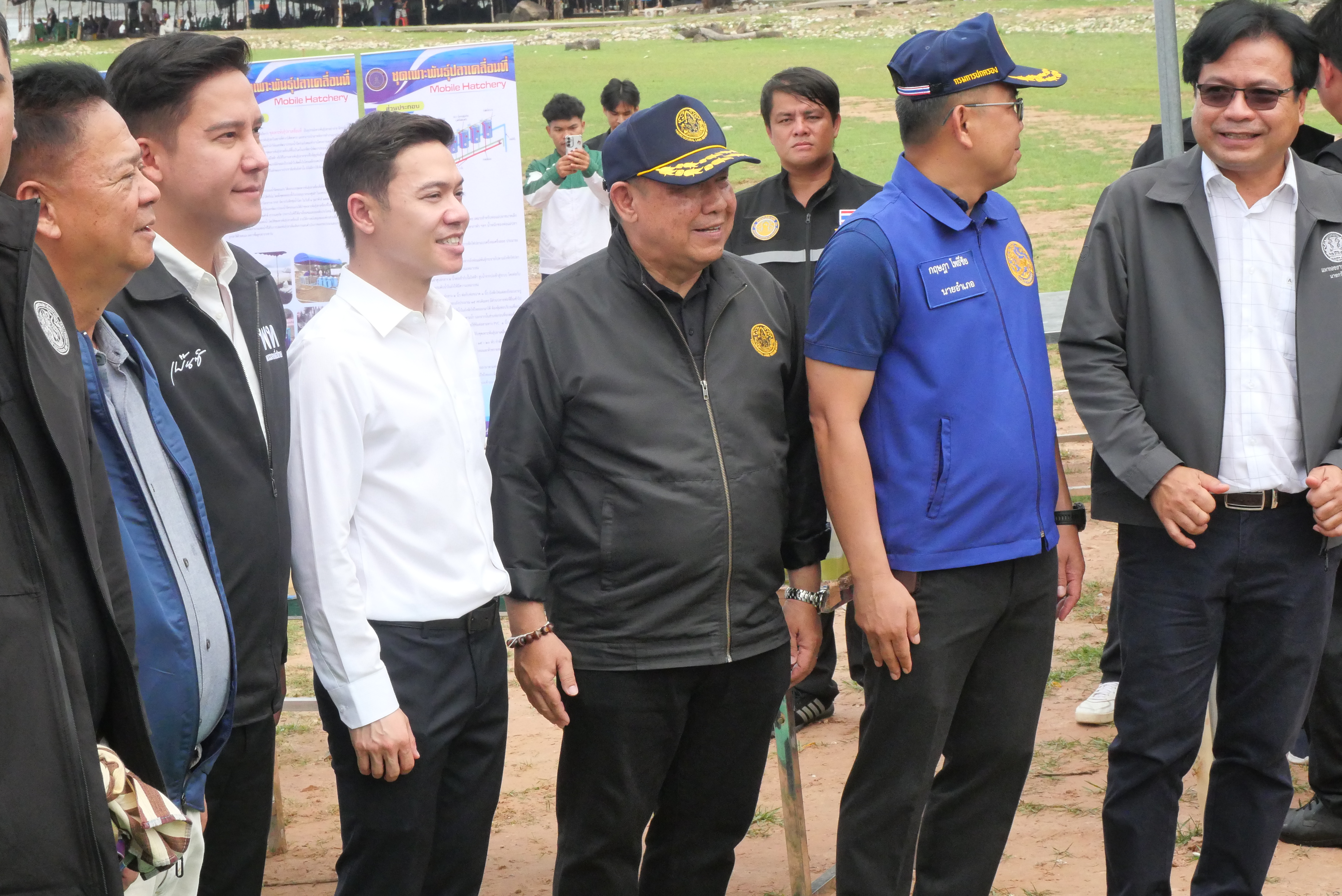 title - ส.ป.ก. ติดตามรัฐมนตรีช่วยว่าการกระทรวงเกษตรและสหกรณ์ (นายวัชระพล ขาวขำ) พร้อมคณะ ลงพื้นที่ตรวจราชการในพื้นที่จังหวัดกาฬสินธุ์ (จุดที่ 3) 